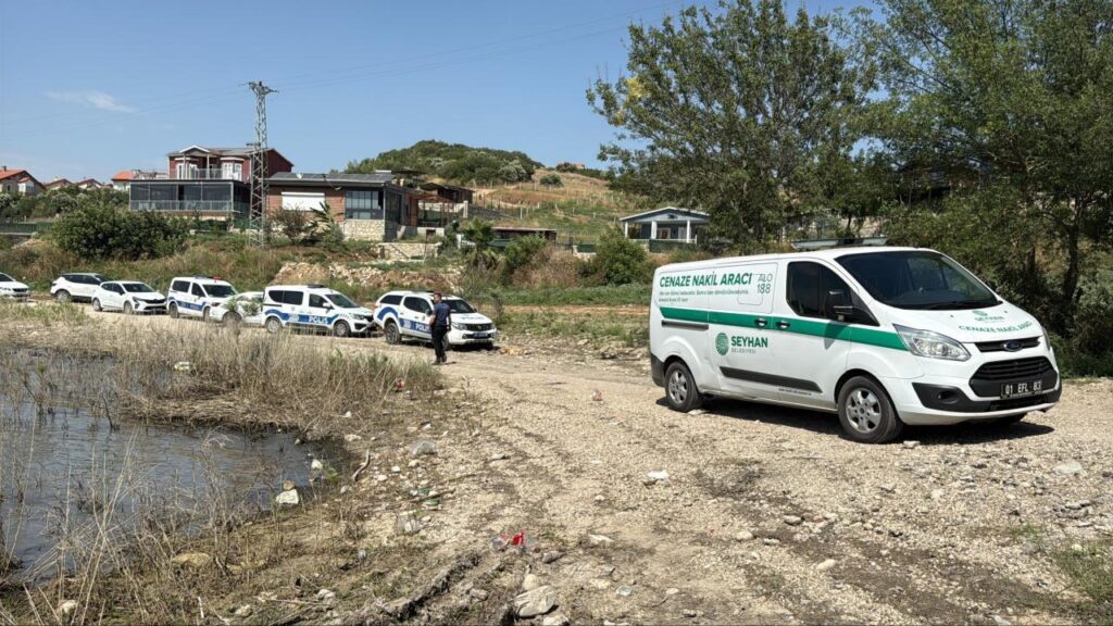 Kızının terliğini almak için baraj gölüne giren kişi boğuldu