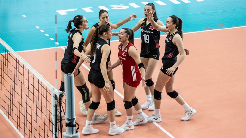 Milliler son maçını da kazandı: Namağlup şampiyonluğa ulaştı